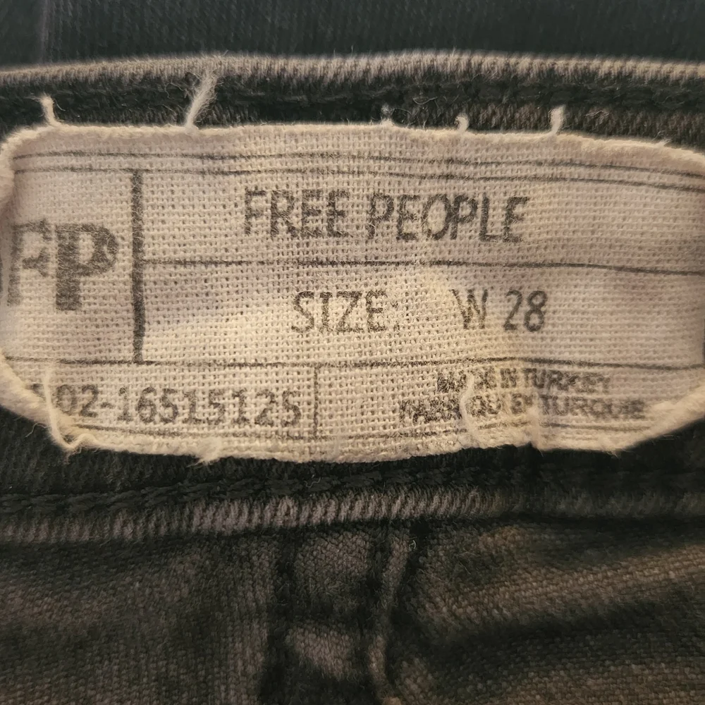 Free People Great Heights Frayed Skinny Black Jeans Size 28 Fringe Row Hem